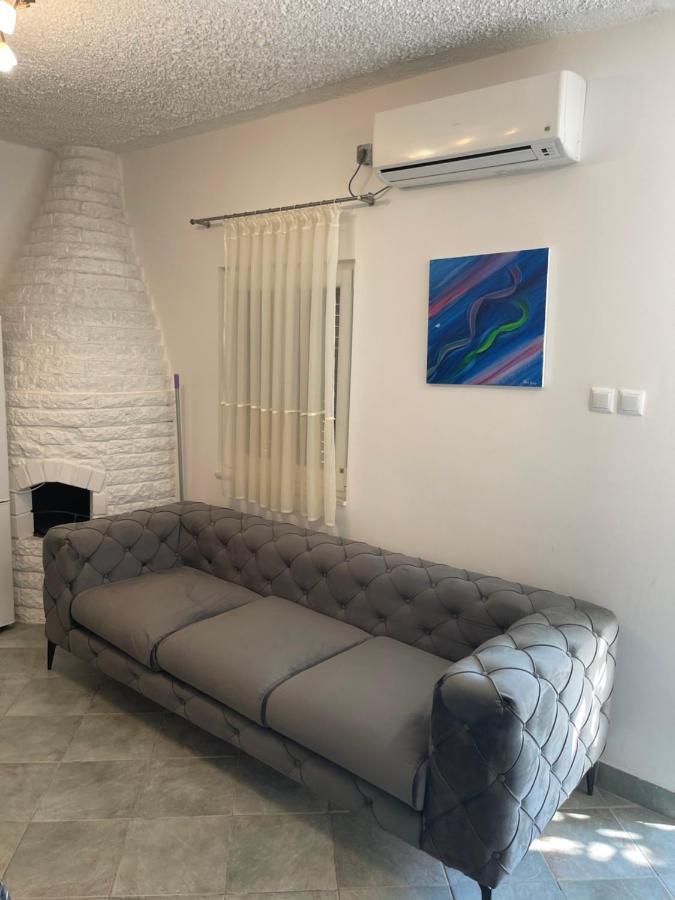 Marija Apartment Nin Luaran gambar