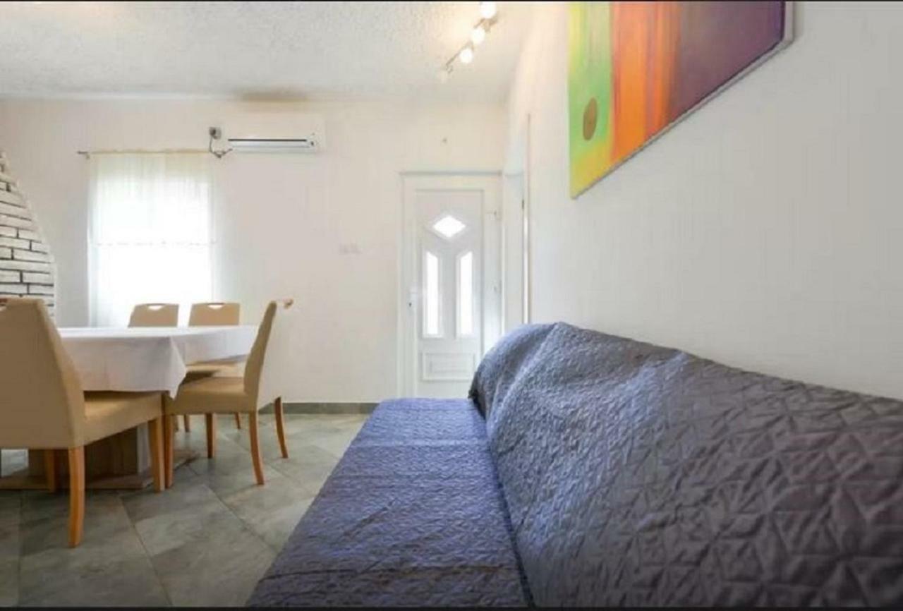 Marija Apartment Nin Luaran gambar