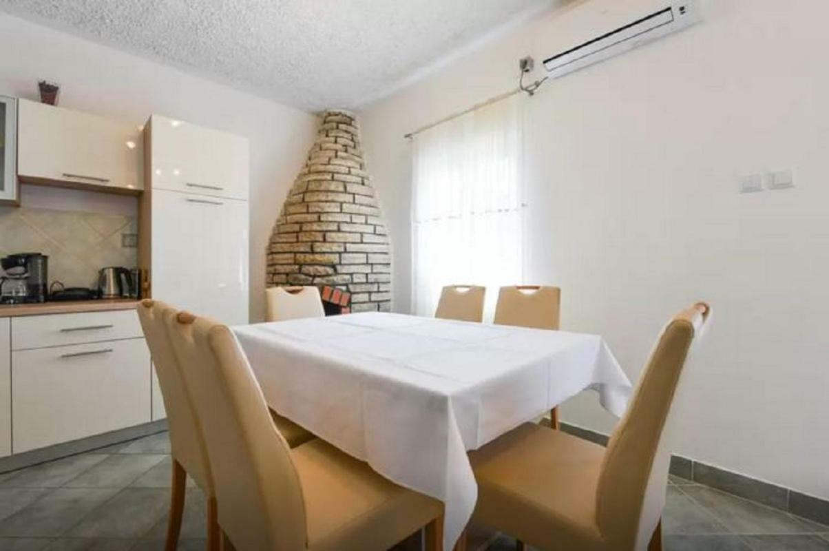 Marija Apartment Nin Luaran gambar