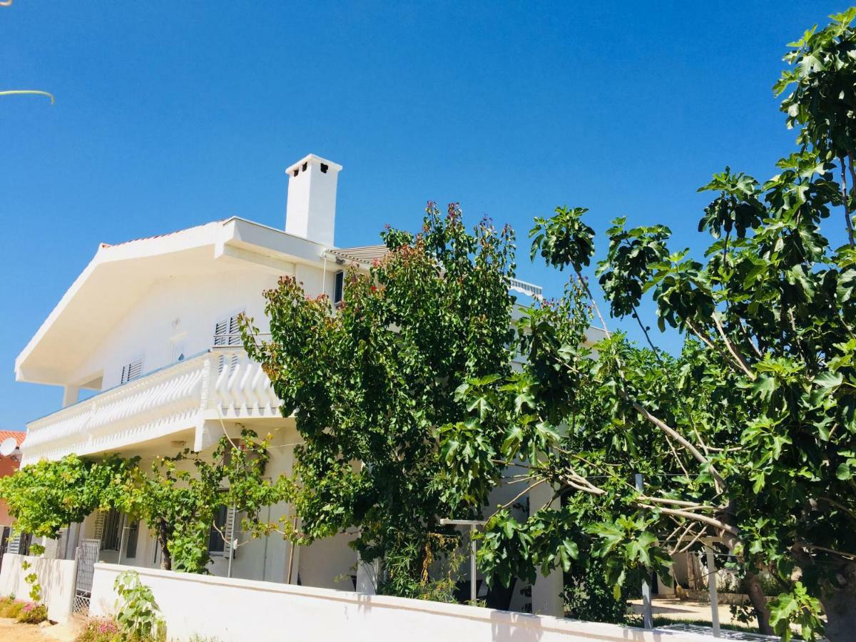 Marija Apartment Nin Luaran gambar