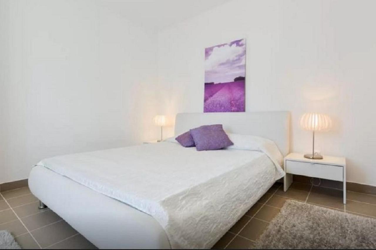 Marija Apartment Nin Luaran gambar